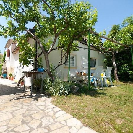 באסקה Sunny Grandma'S Garden Apartment מראה חיצוני תמונה